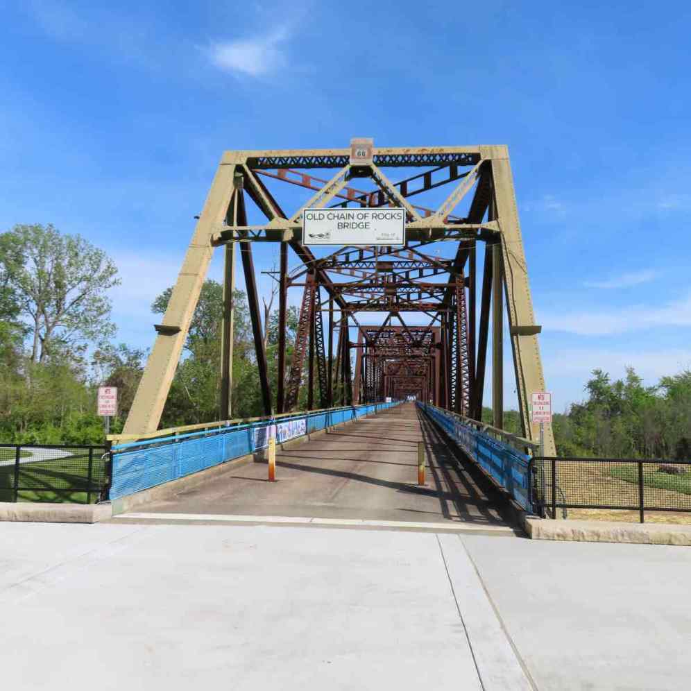 old chain of rocks bridge.jpg