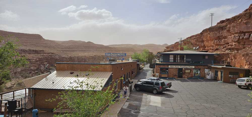 san juan motel.jpg