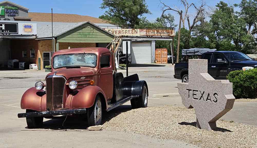 conaco tow truck.jpg