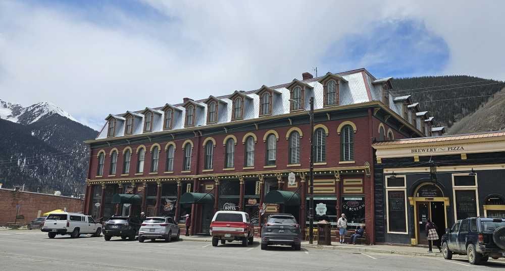 silverton hotel2.jpg